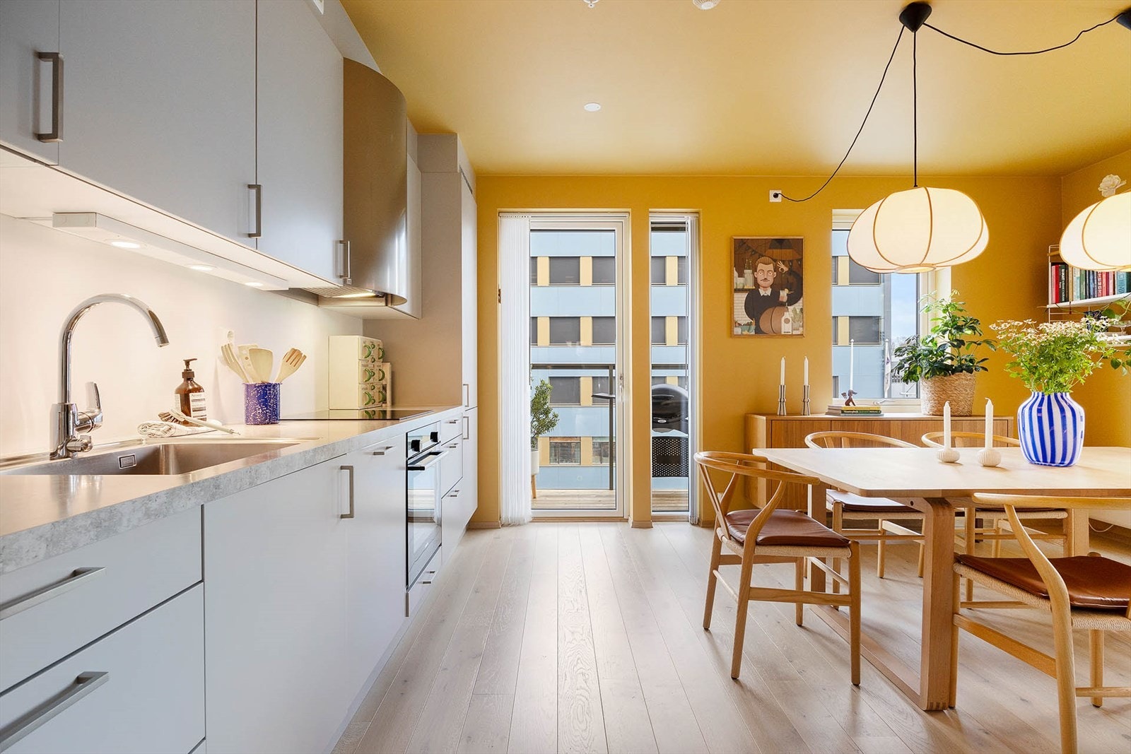 Delikat spisekjøkken med moderne innredning fra Sigdal. Galleribilde
