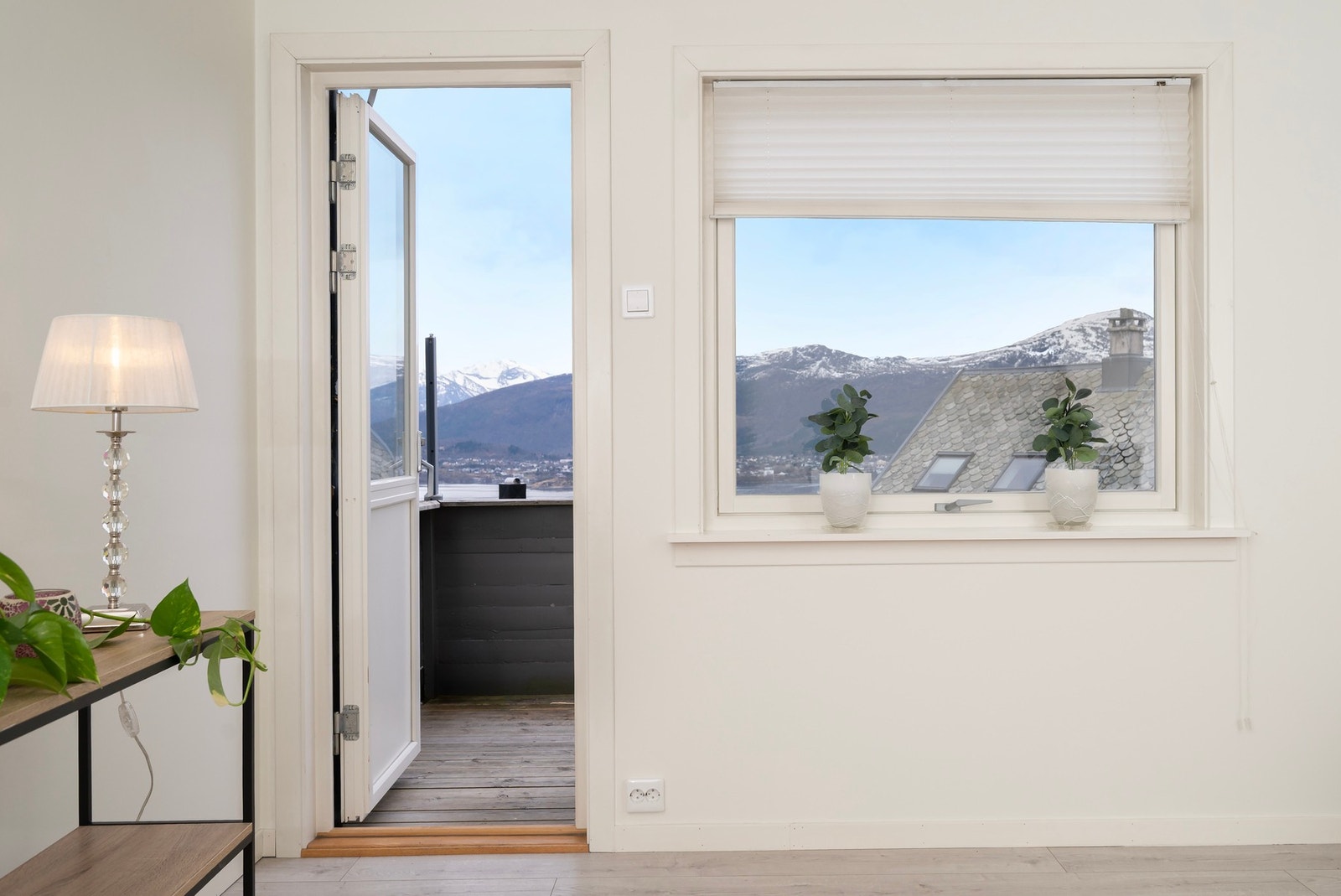 Utgang til veranda Galleribilde