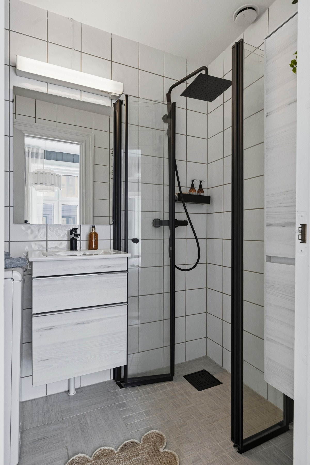 Badet ble oppgradert i 2022 med nye varmekabler og gulvfliser Galleribilde