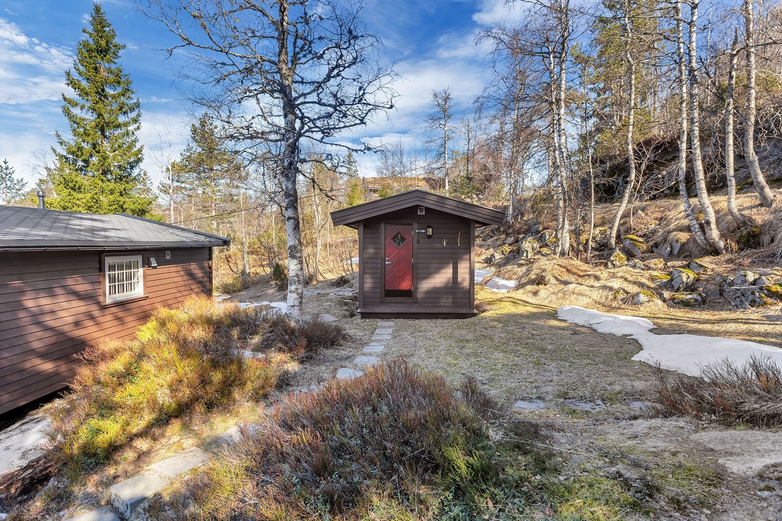 Frittstående bod med innlagt strøm Galleribilde