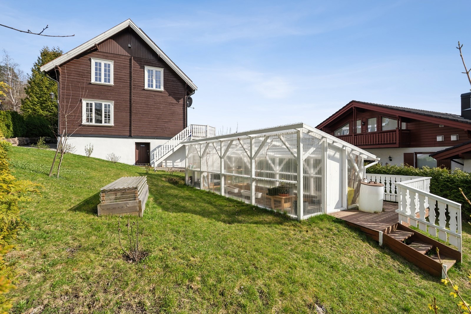 Drivhuset gir gode muligheter for den med grønne fingre. Galleribilde