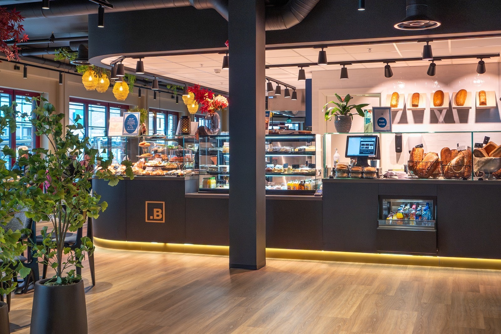 Moss sentrum byr på et variert utvalg av spisesteder og kafeer med noe for enhver smak - fra hyggelige lunsjsteder til gode restauranter. Galleribilde