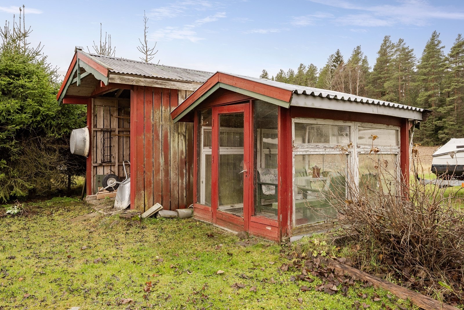 Utestuen har en enkel konstruksjon. Galleribilde