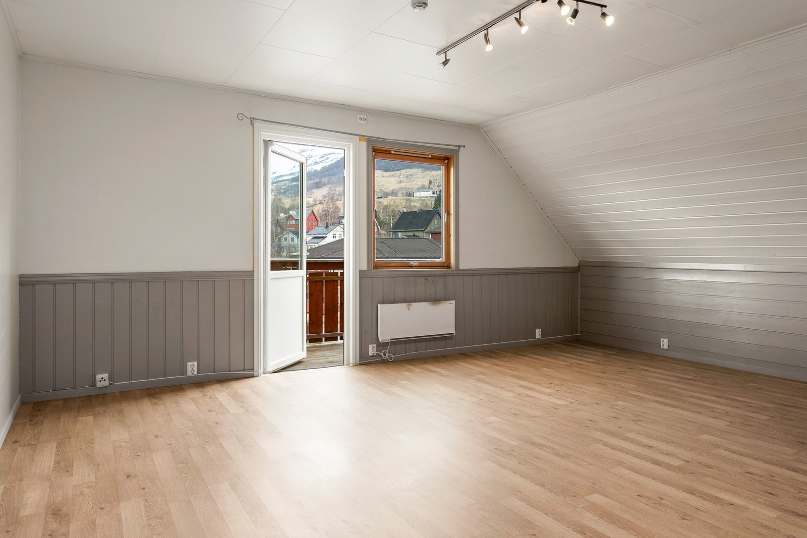 Hybel. Galleribilde
