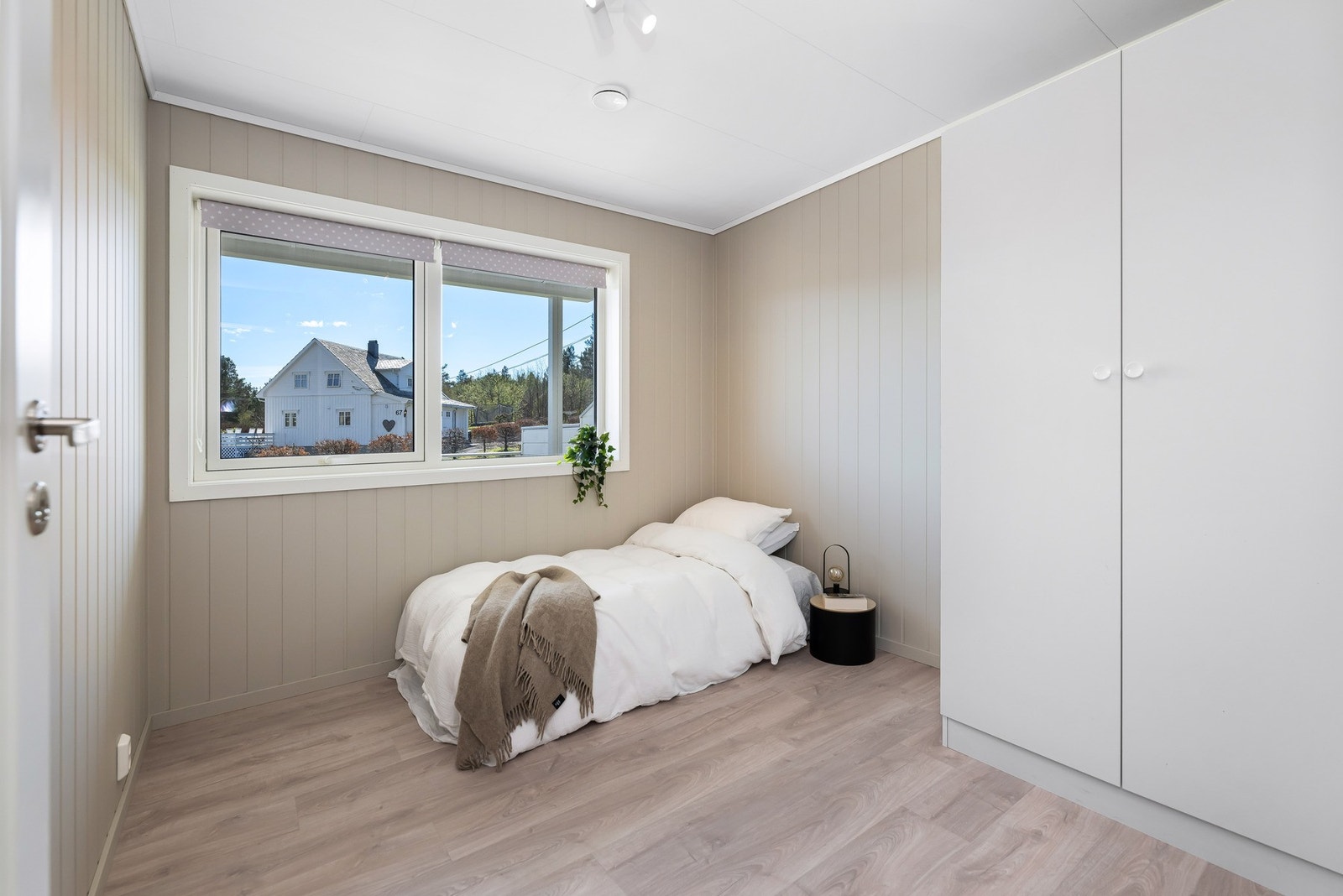 Ypperlig til gjesterom/barnerom. Galleribilde