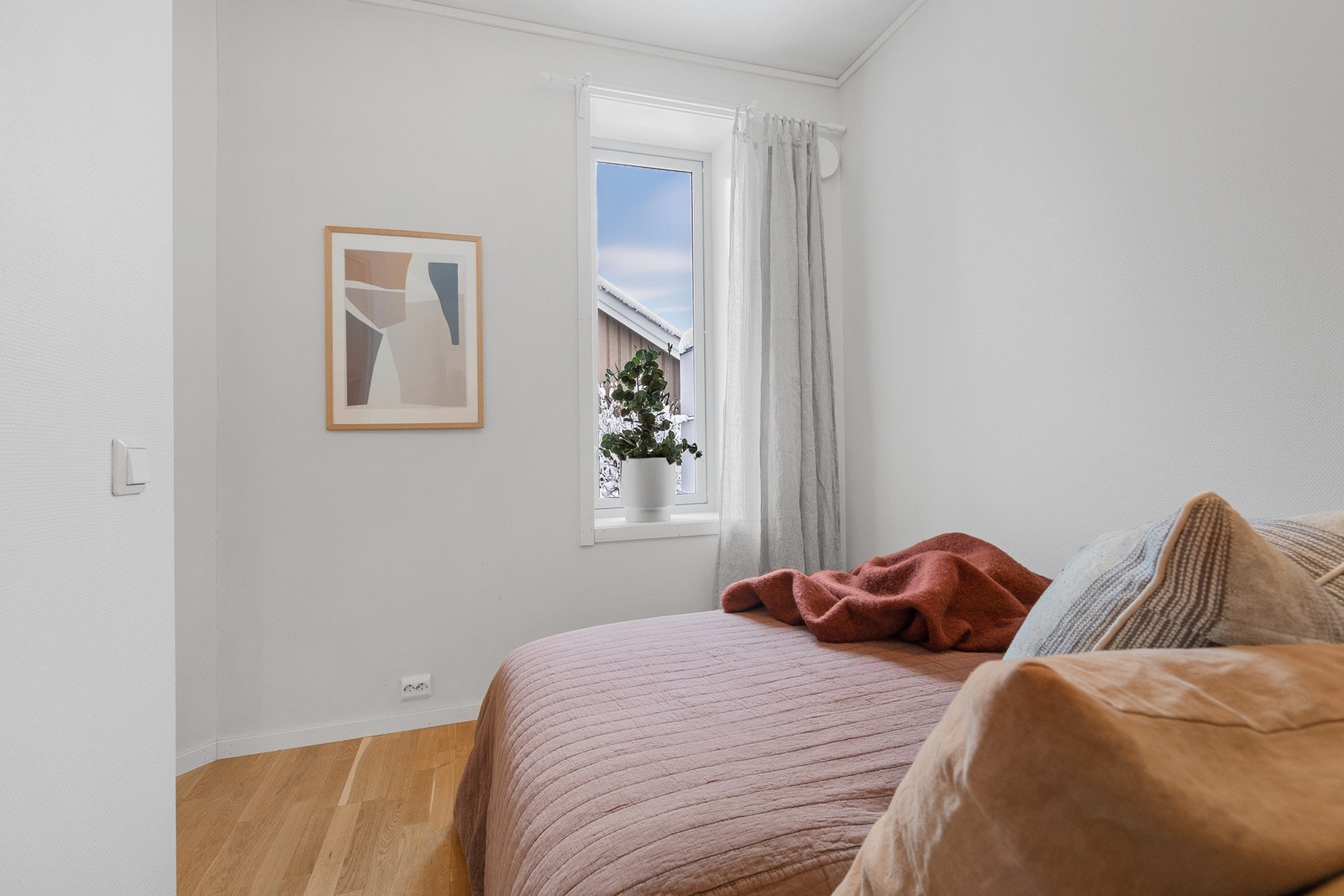 Det er ett soverom i leiligheten Galleribilde