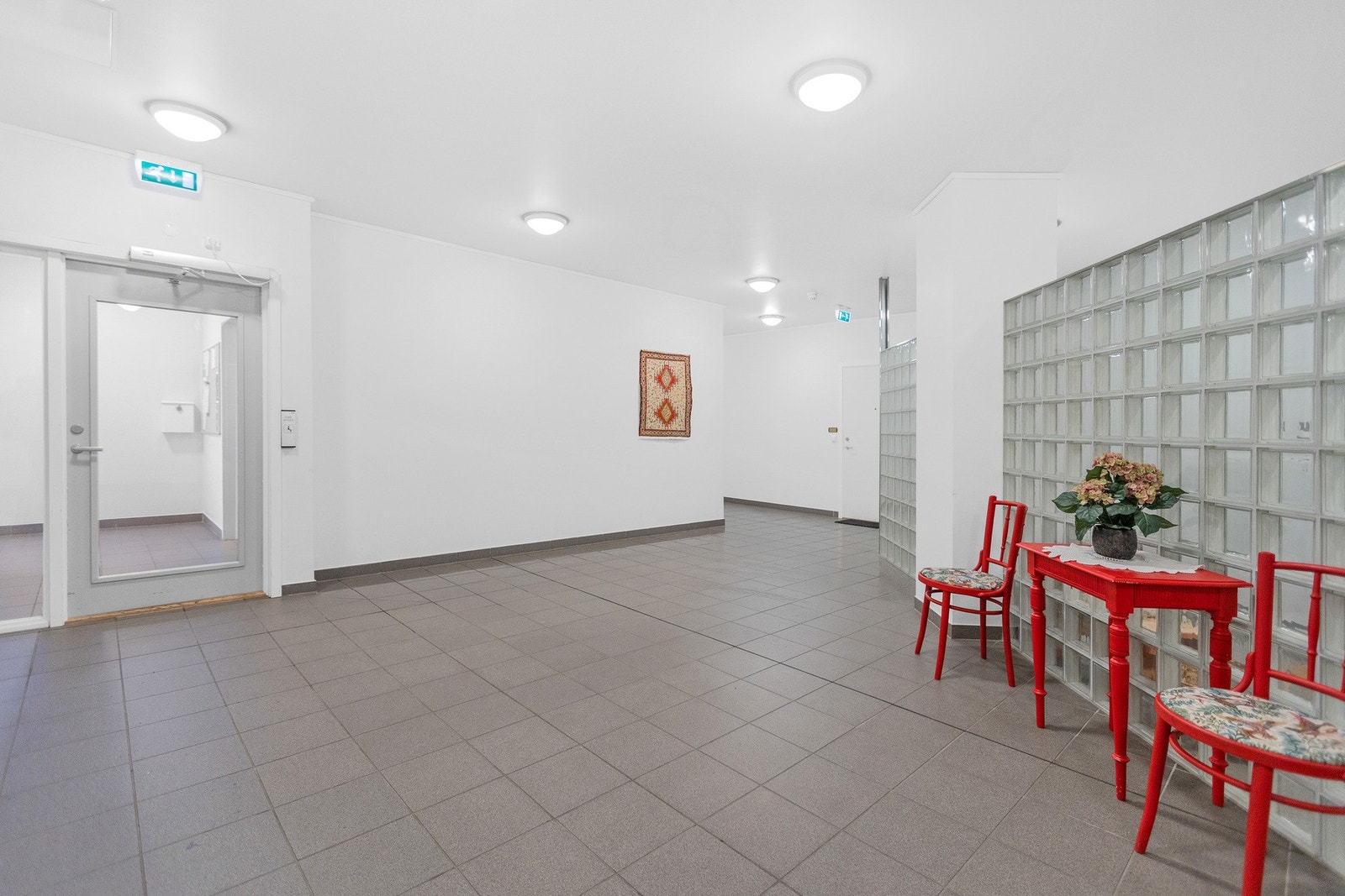 Hyggelig velkomst i felles området Galleribilde