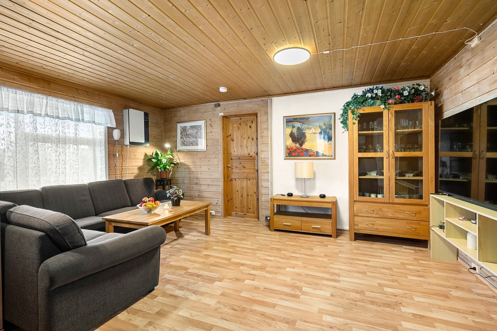 Utleiedelen er pr. dags dato utleid for kr. 12 500. Galleribilde