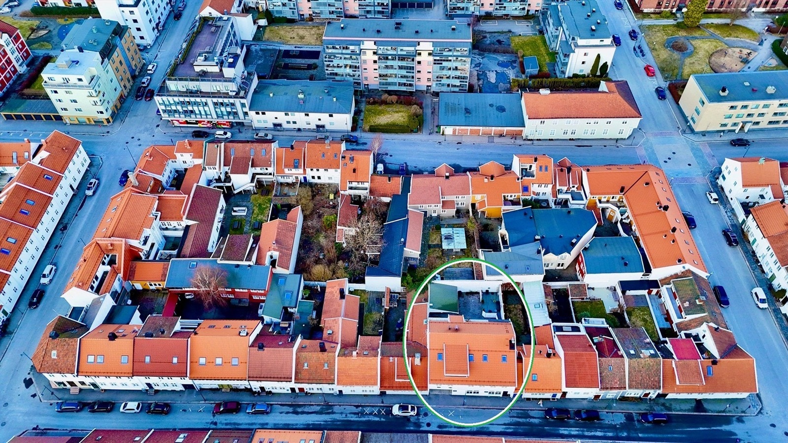 Oversiktsbilde sett ovenfra med omriss rundt Skippergata 107 Galleribilde