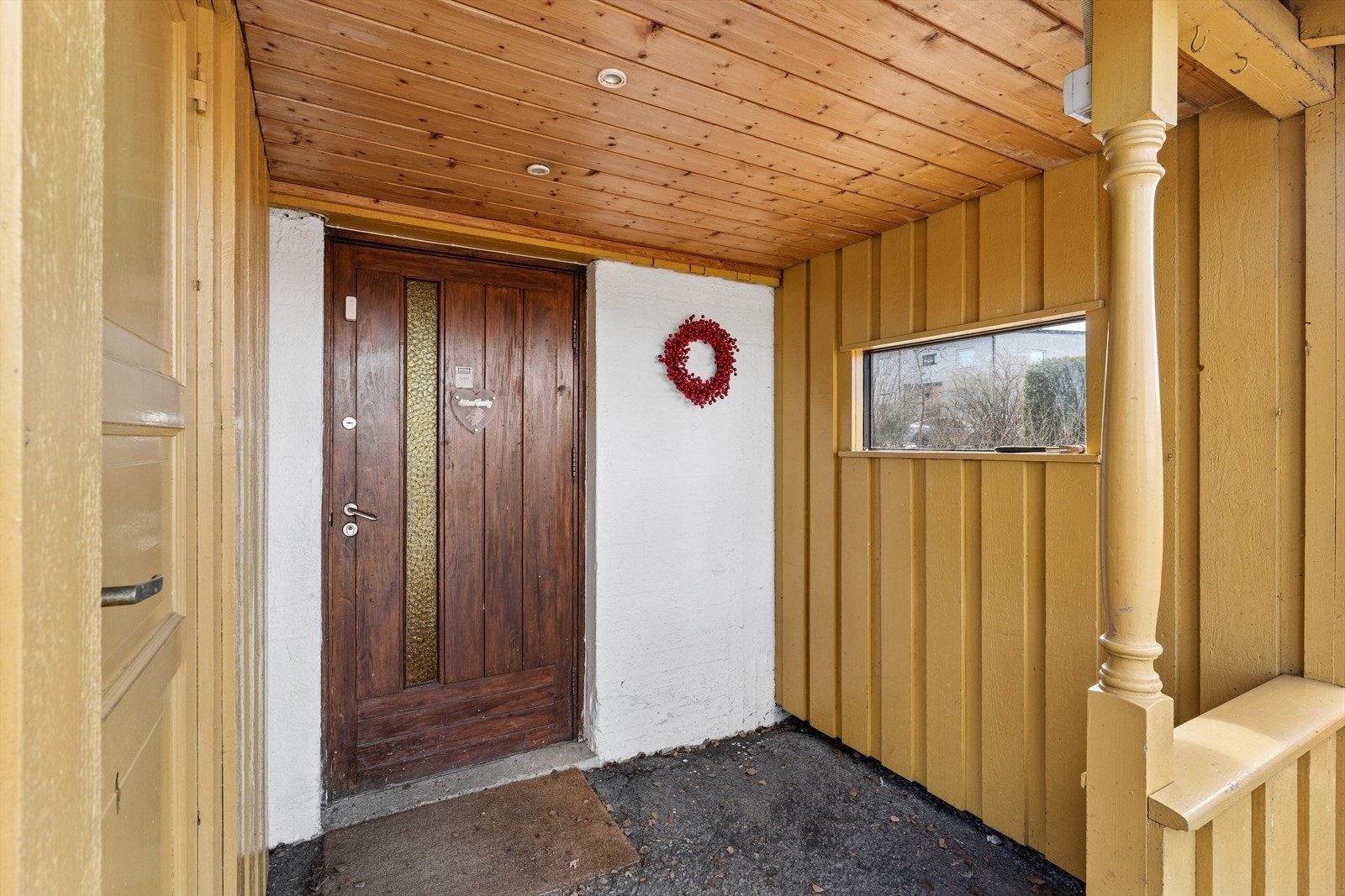 Overbygget inngangsparti. Galleribilde