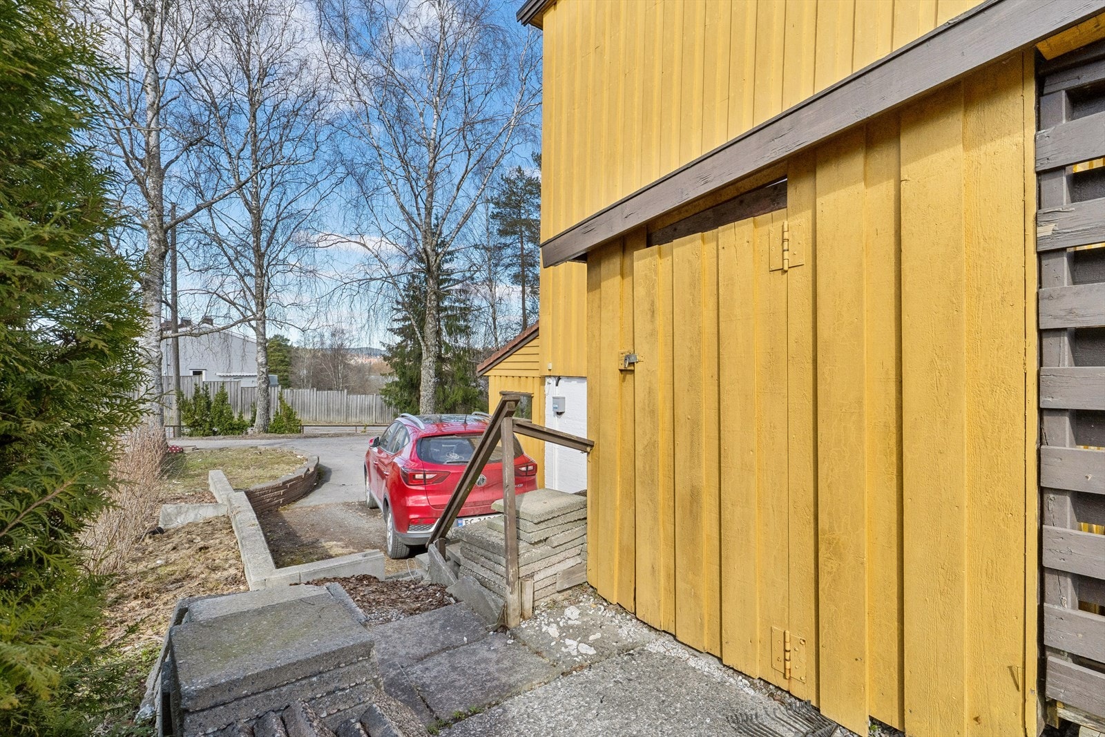 Boligen disponerer en ekstern bod på 6 m² for ytterligere lagringsplass. Galleribilde