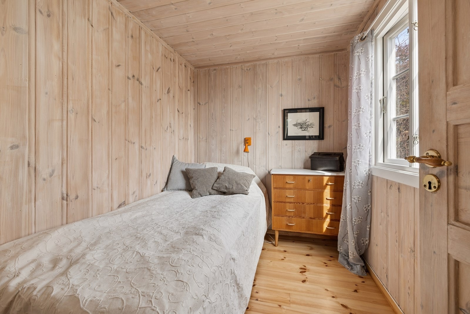 Soverom nr. 3. Det er i tillegg hems med flere soveplasser. Galleribilde