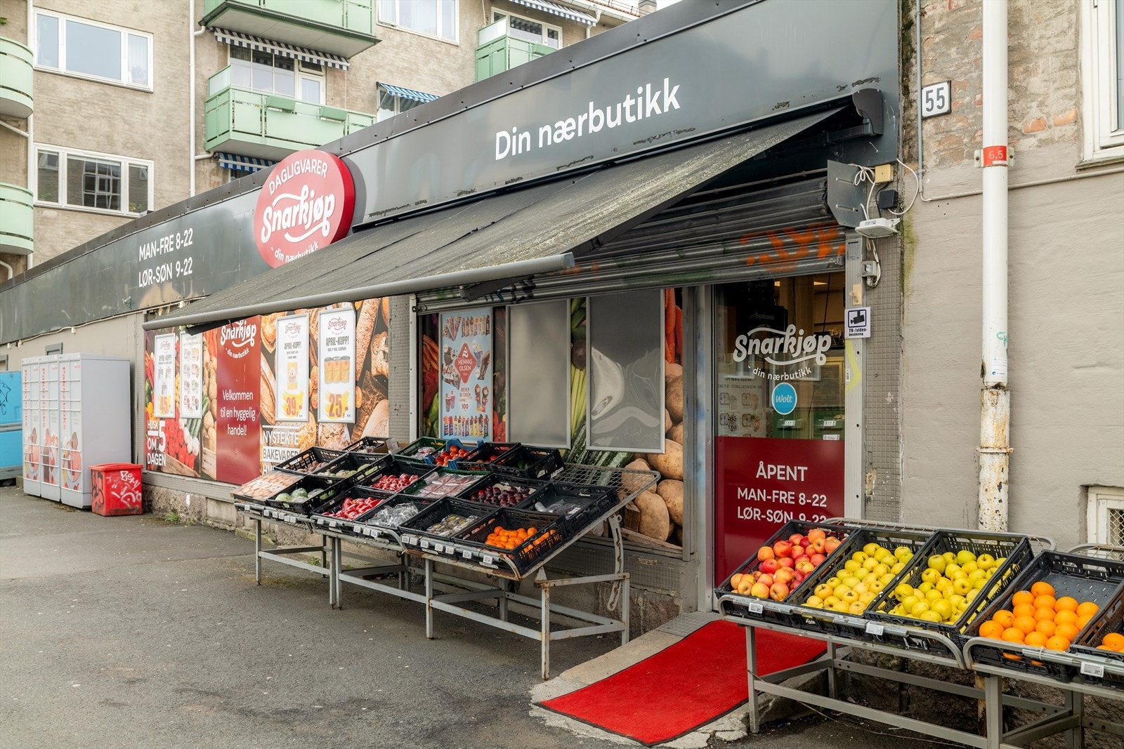 Nærbutikken ligger kun 50 meter unna inngangdøren. Galleribilde
