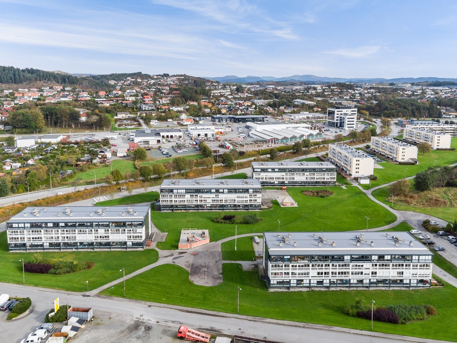 Meget sentral beliggenhet m/vestvendt balkong Galleribilde