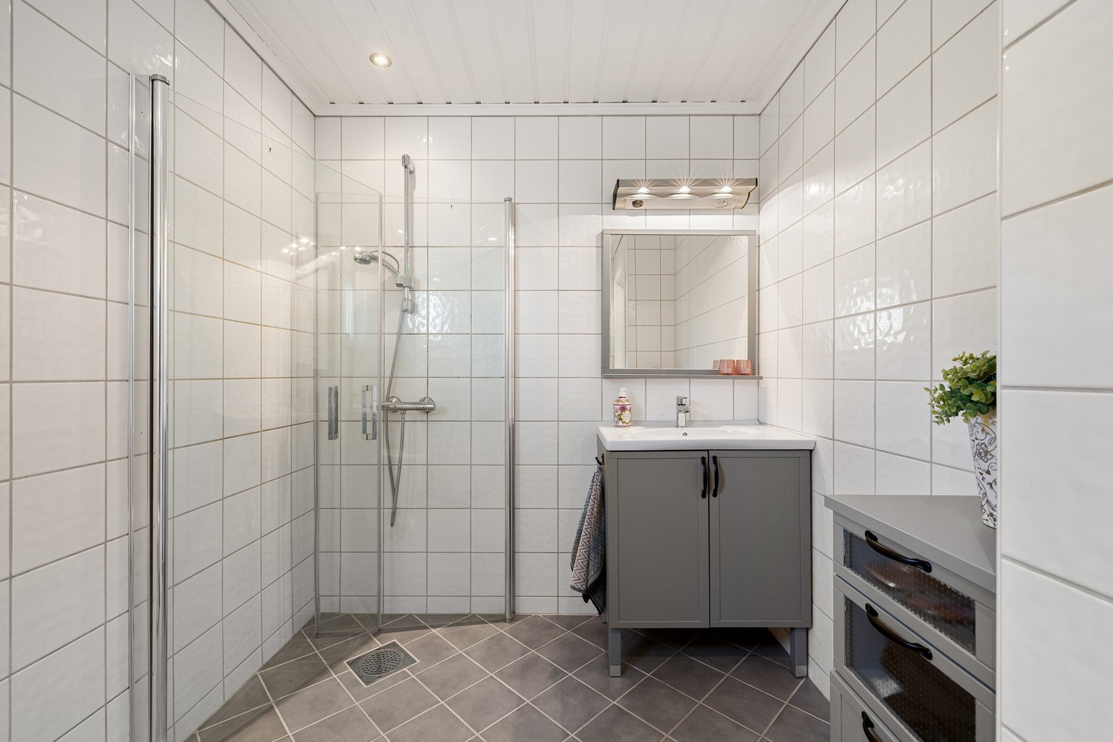 Badet ble bygget opp på nytt fra bunnen av i 2003 og er fullt funksjonelt, selv om alder og enkelte andre forhold tilsier at oppgraderinger bør påregnes. Galleribilde
