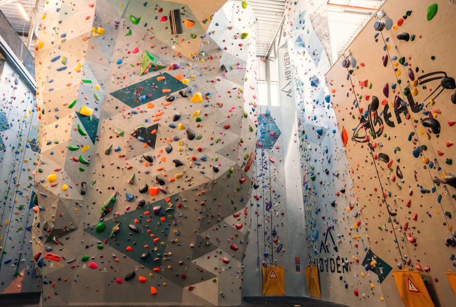 For den aktive er det kort vei til Skullerud Sport Senter og Oslo klatresenter. Galleribilde