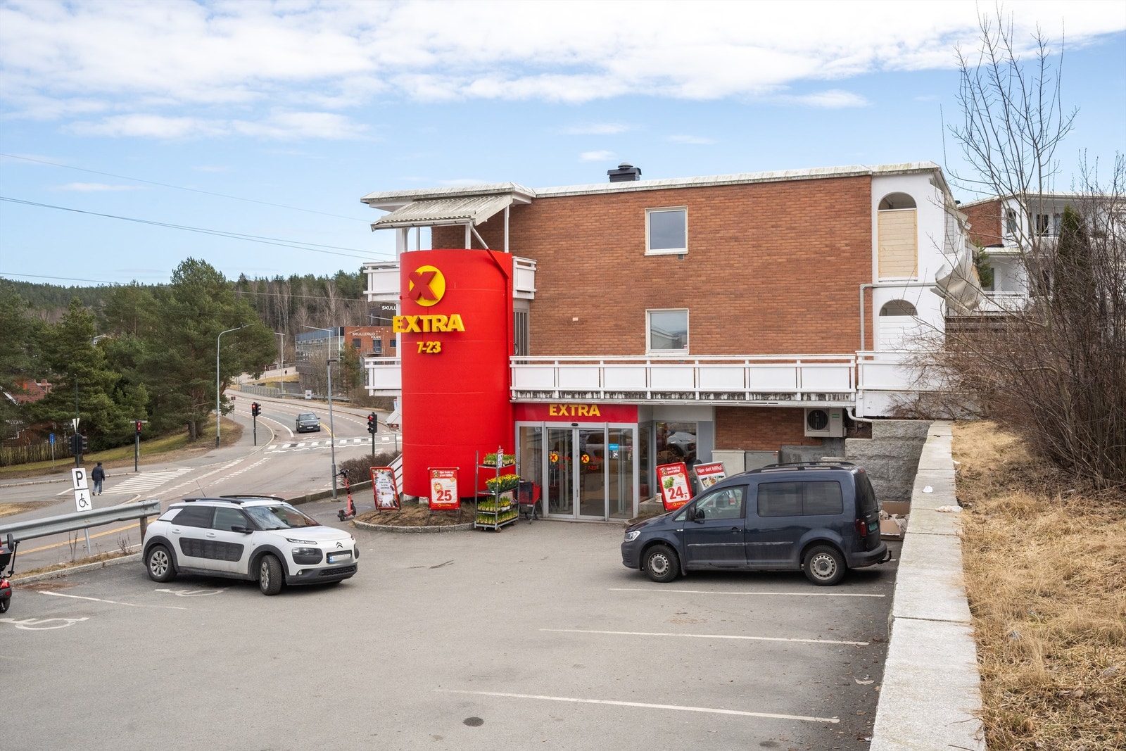 Dagligvarehandelen er enkel med Coop Extra i nabobygget. Galleribilde