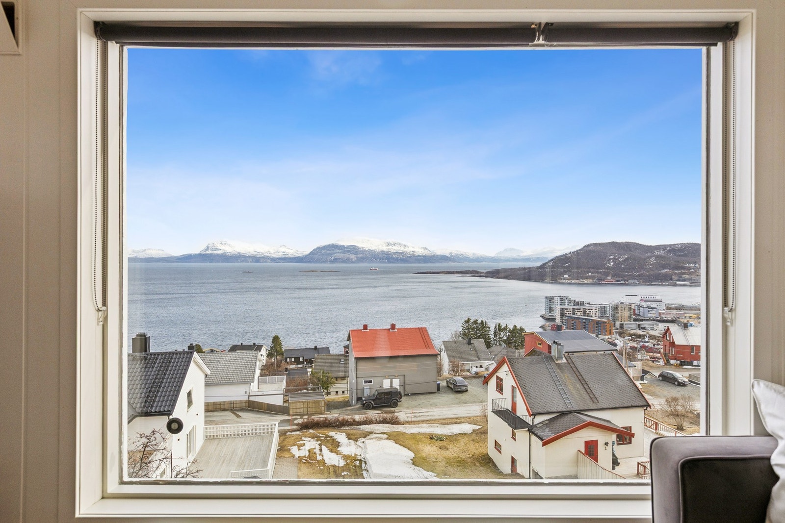 Utsikt i fra stua Galleribilde