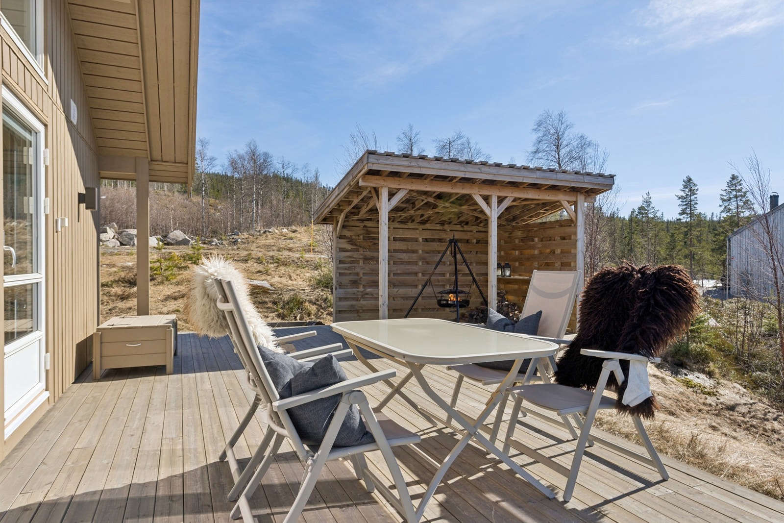 Her kan man invitere venner og familie på grilling og hyggelig lag. Galleribilde