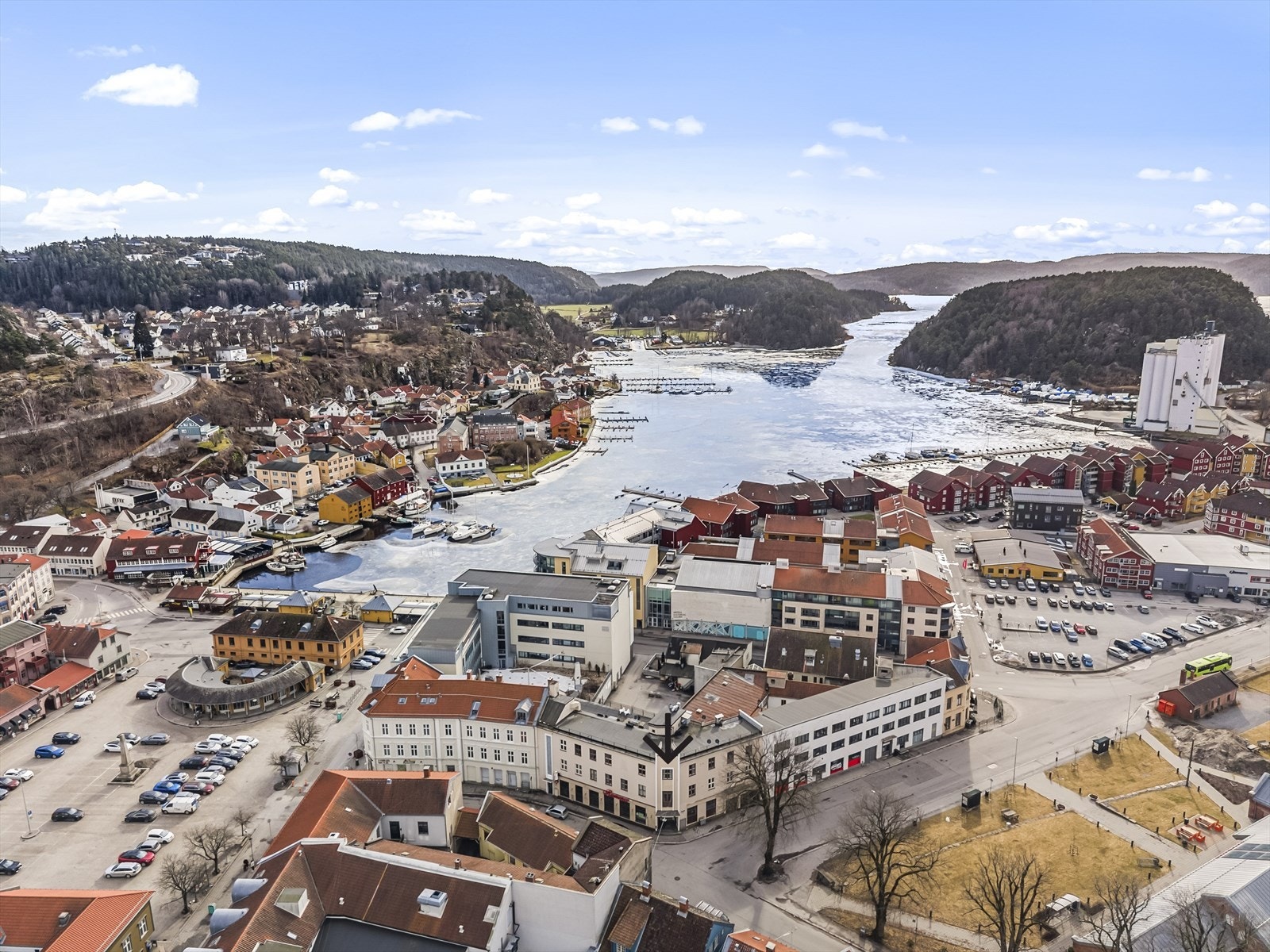 Velkommen til en pen selveier midt i Halden sentrum! Galleribilde