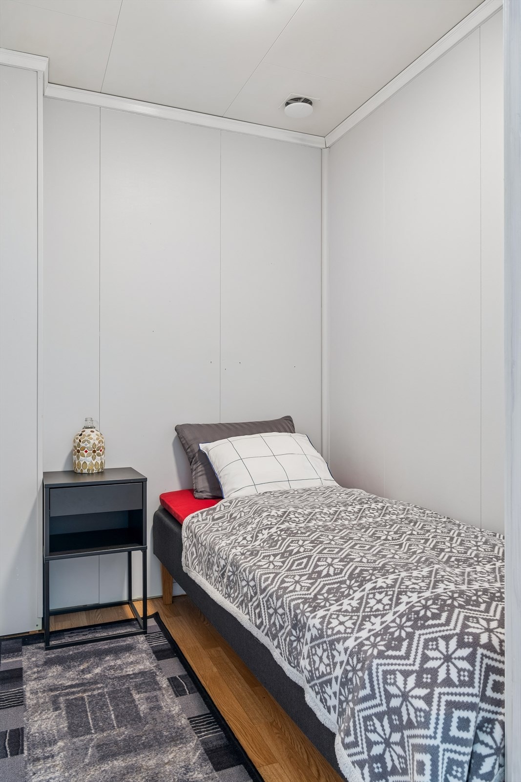 I tillegg finnes to disponible rom som ikke er godkjent til varig opphold. Galleribilde
