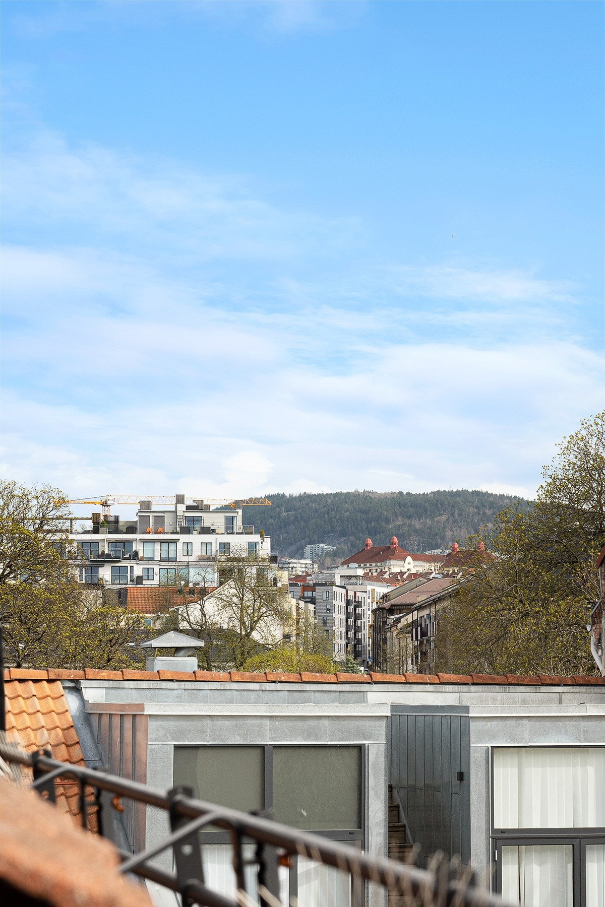 Hyggelig utsyn fra takterrassen. Galleribilde