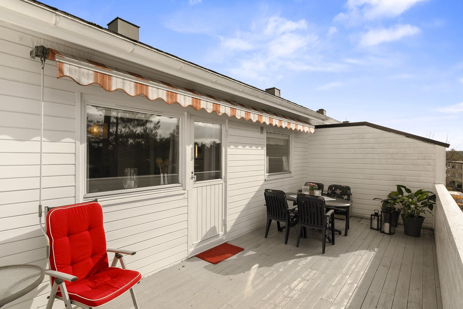 Familievennlig enderekkehus med attraktiv beliggenhet på Mellomåsen. Galleribilde