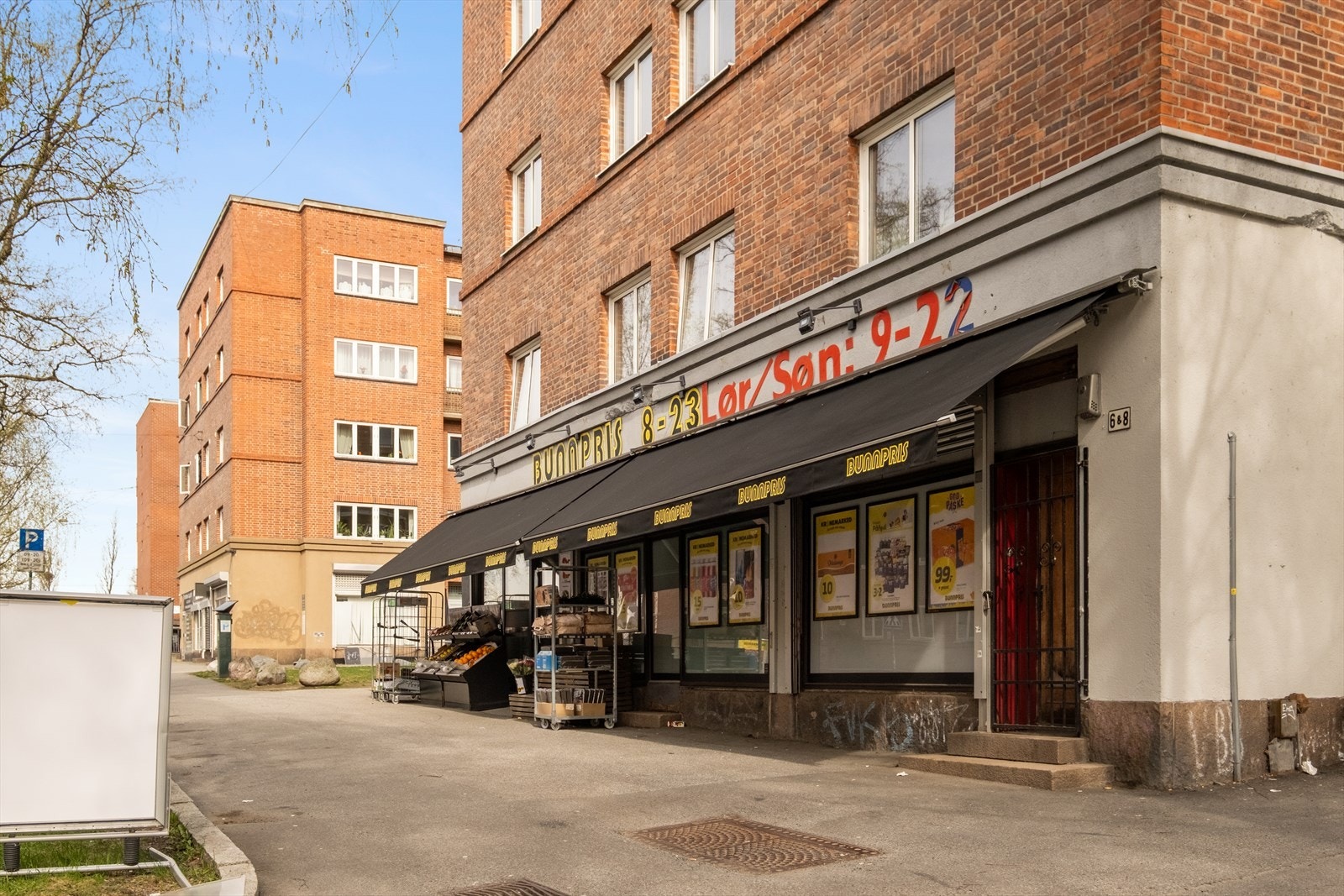 Søndagsåpen Bunnpris rett ved. Galleribilde