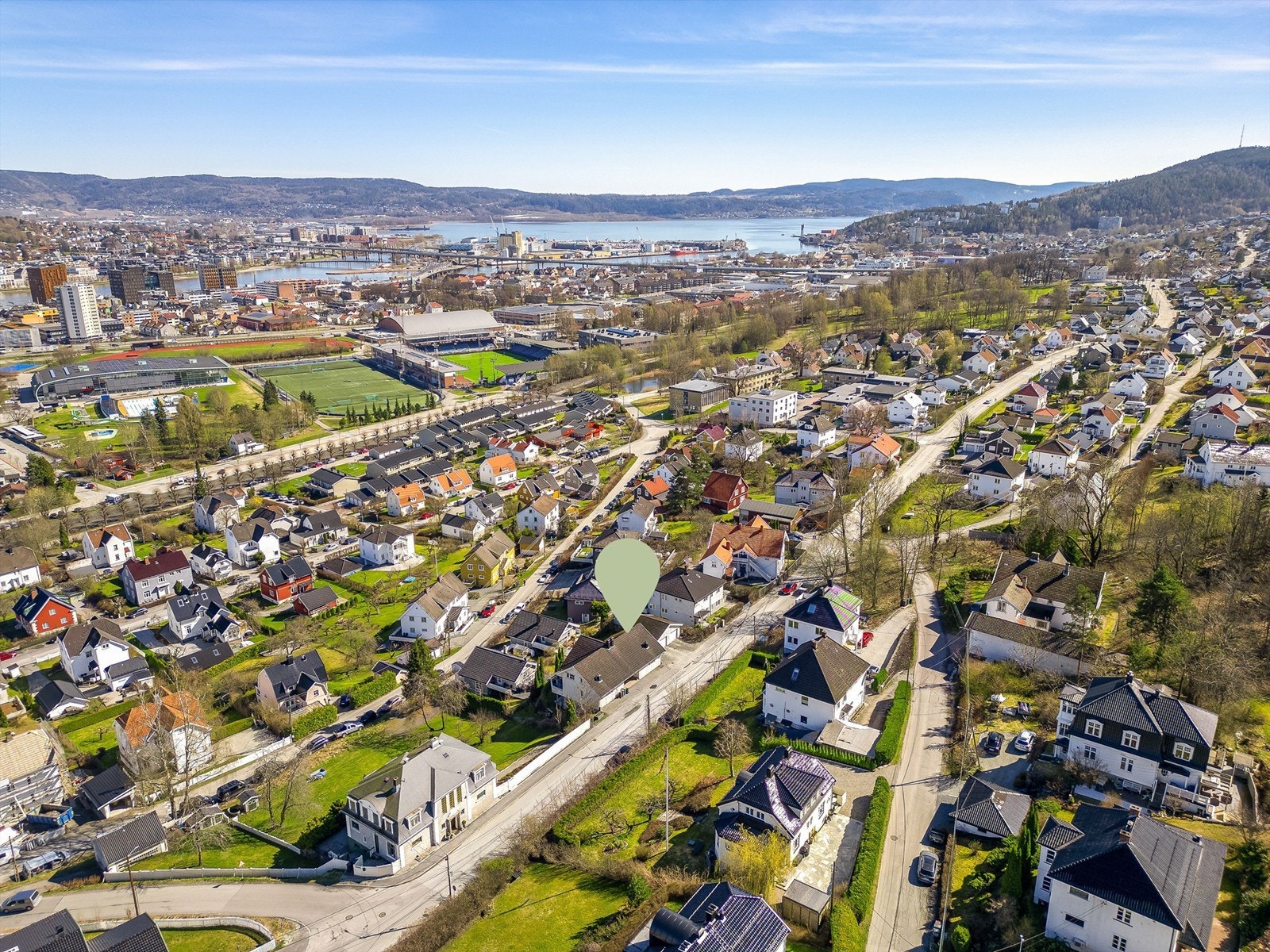Beliggenheten på Danvik kombinerer nærhet til sentrum med et rolig og etablert nabolag.
Foto: Stine Prøitz Jørgensen Galleribilde