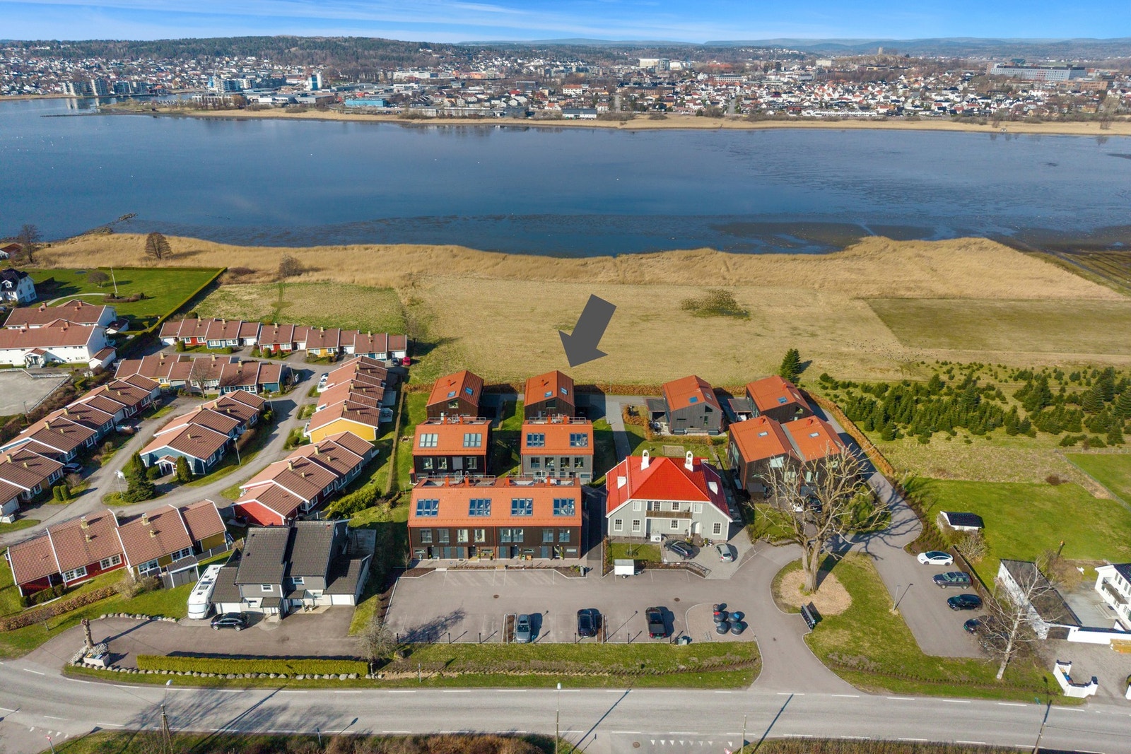 Husvikveien 25 P - Presentert av Jens Roland Pettersen i Bakke Sørvik &Partners Galleribilde