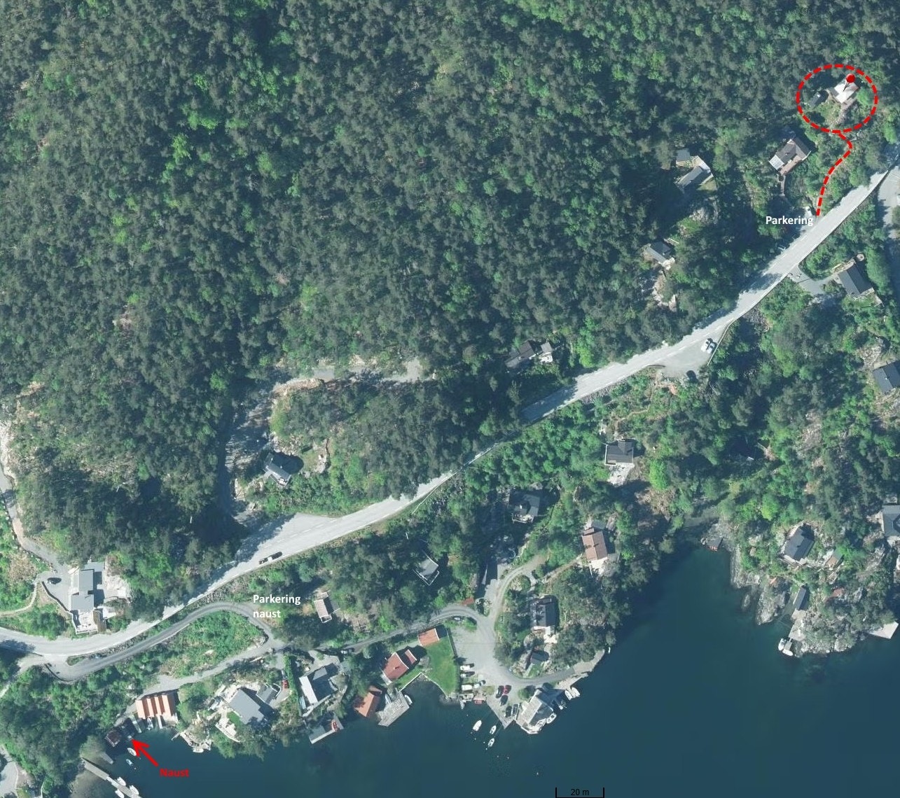 Oversikt hytte og naust Galleribilde