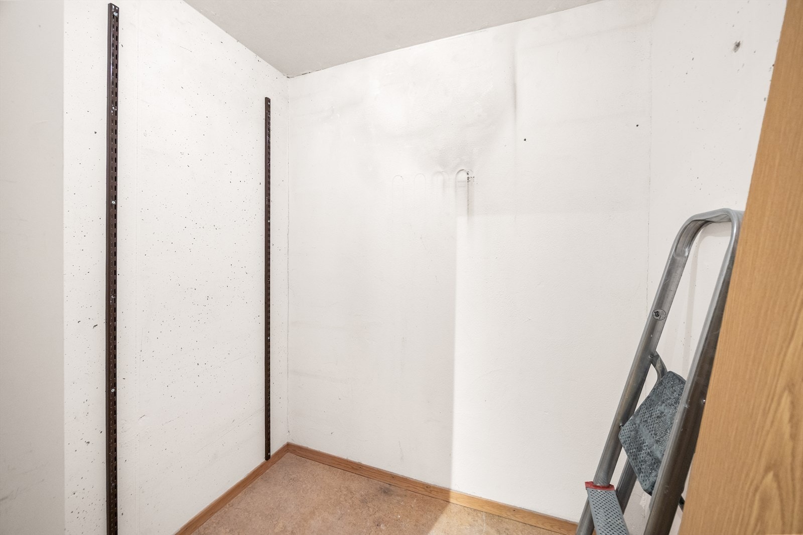 Innvendig bod. Galleribilde