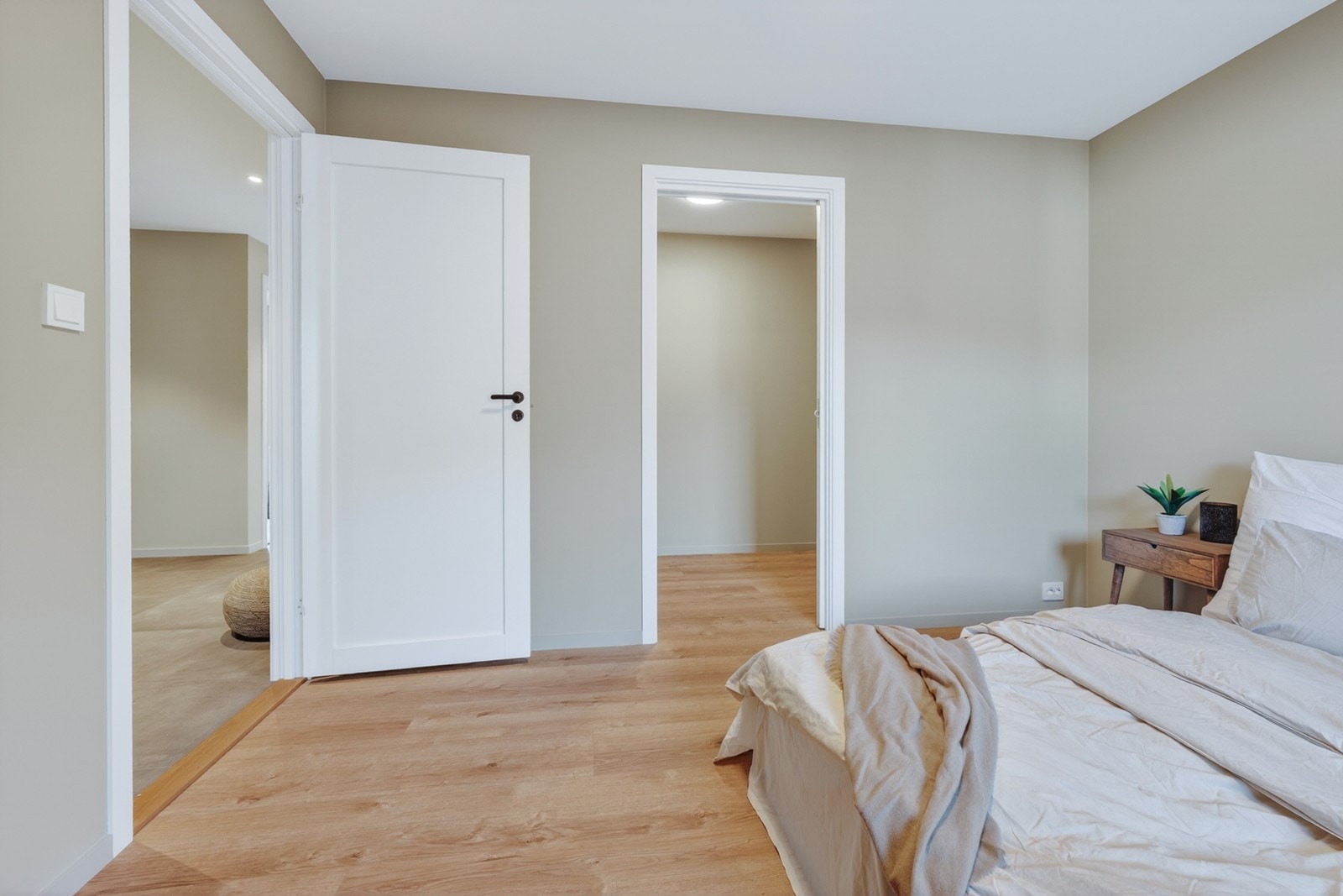 Egen garderobe med soverom Galleribilde