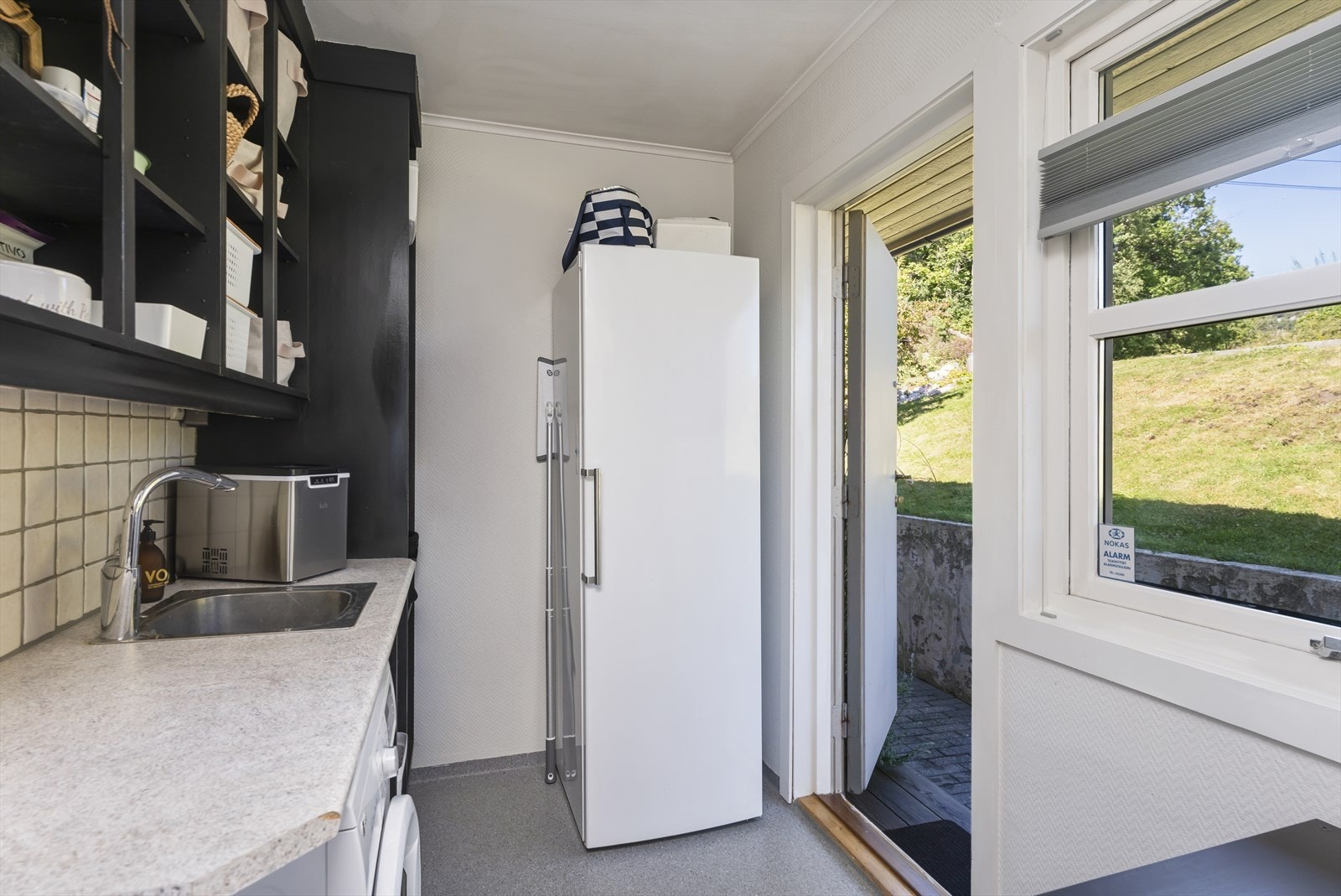 Som også har egen inngang/utgang Galleribilde
