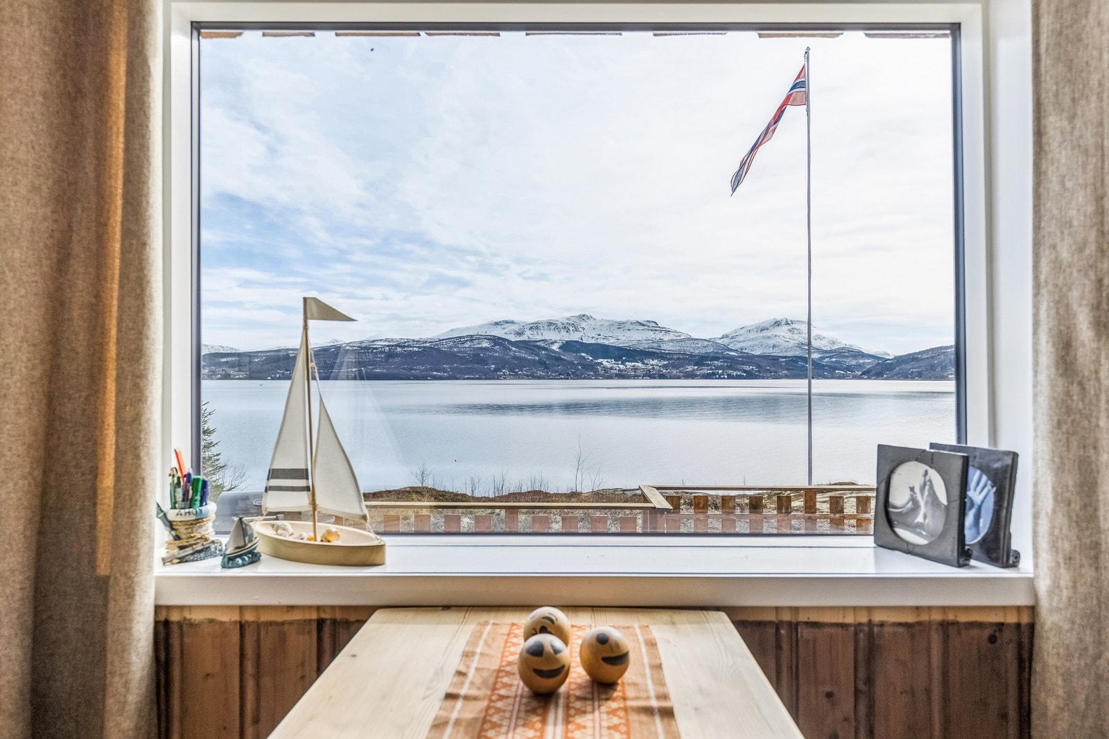Utsikt og stue Galleribilde