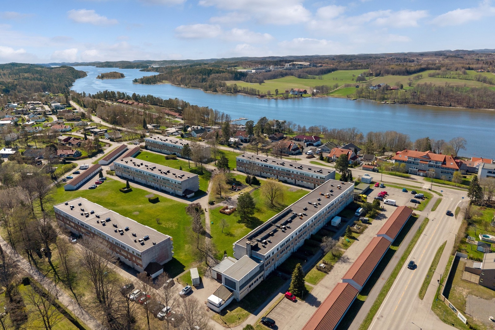 Dronefoto nærområde. Galleribilde