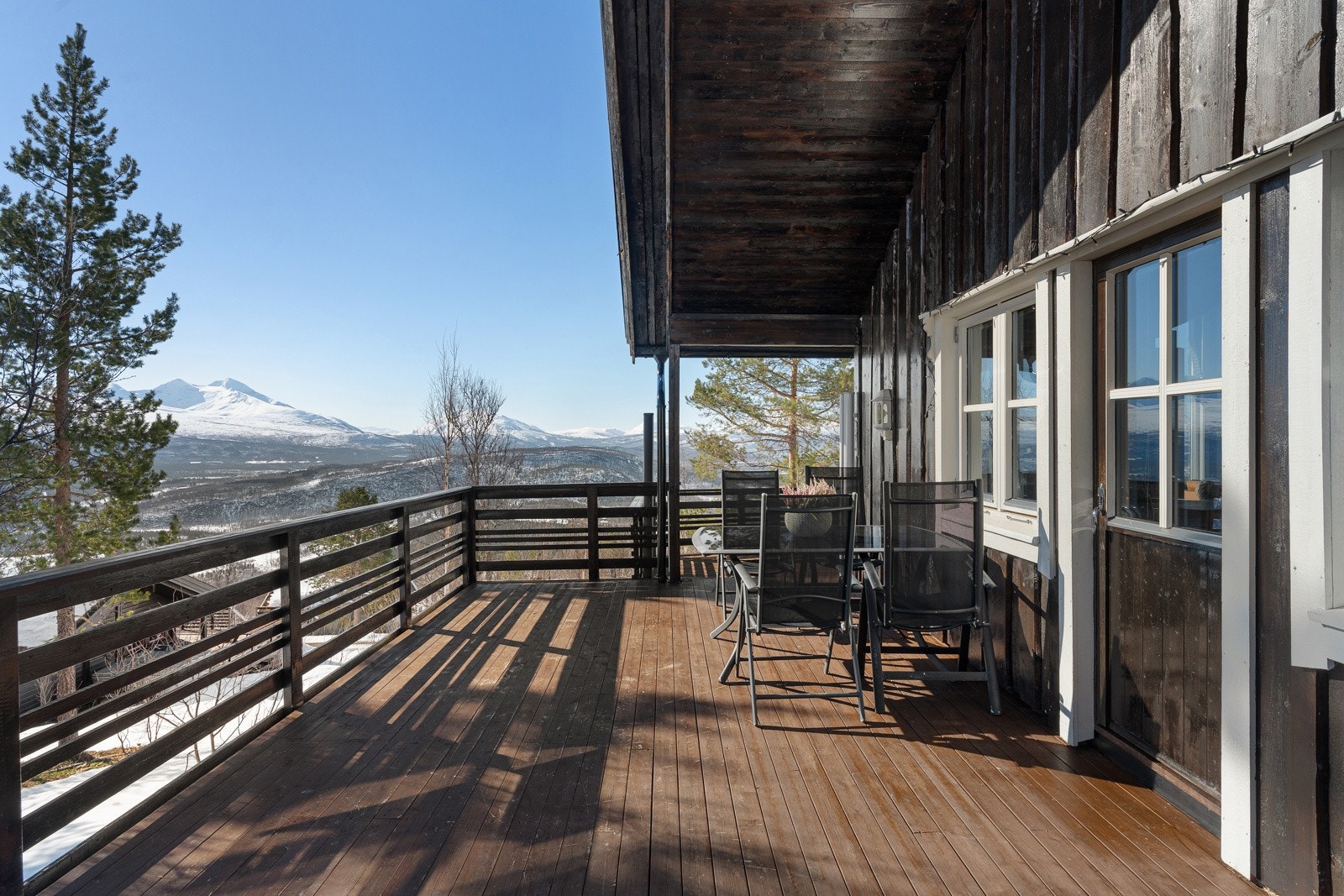 Her kan man nyte late dager i solveggen.