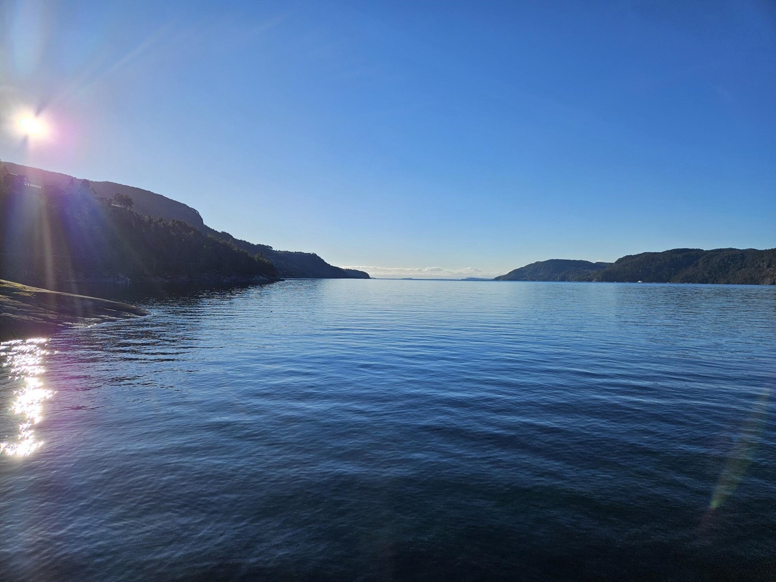 Ved sjøen Galleribilde