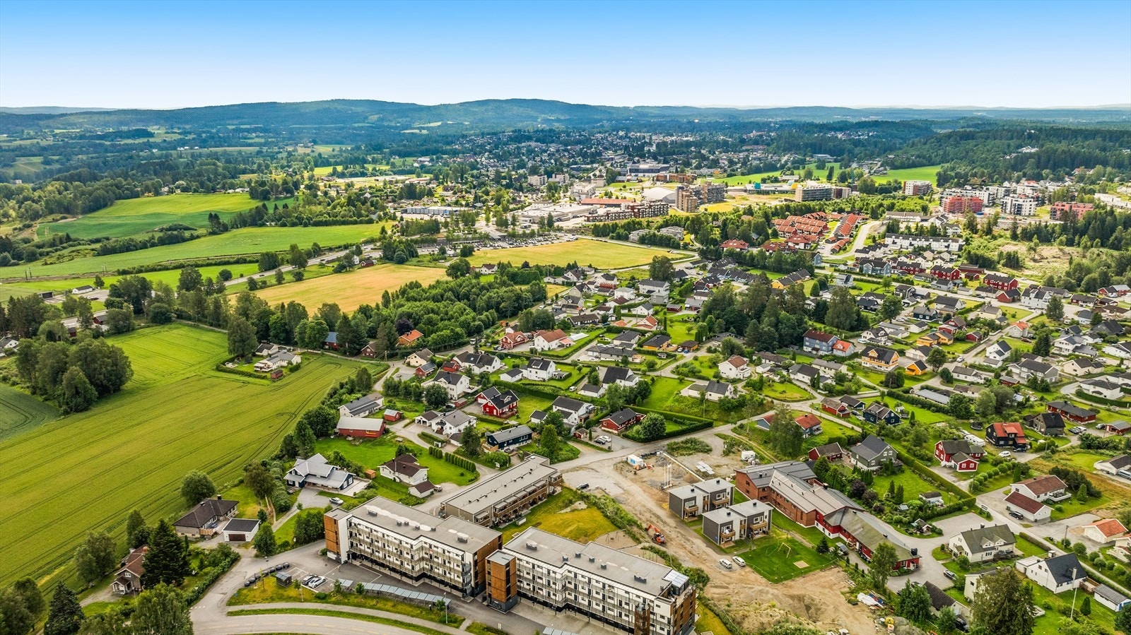 Gangavstand til Eidsvoll Verk Stasjon - 30min til Oslo S! Galleribilde