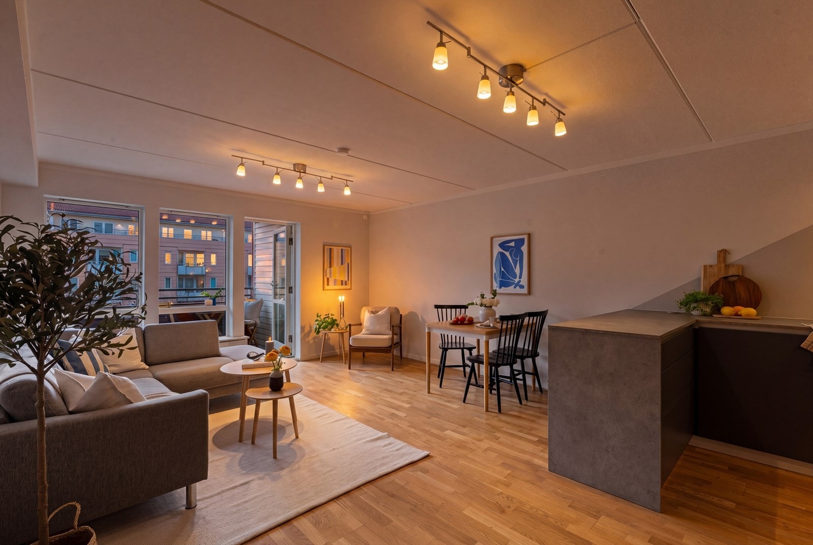 Kveldsstemning. Galleribilde