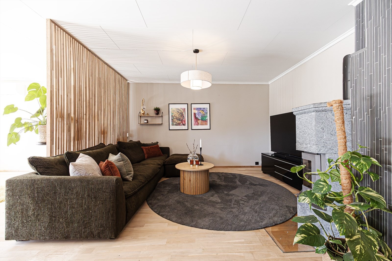 Her er det også vedfyring Galleribilde
