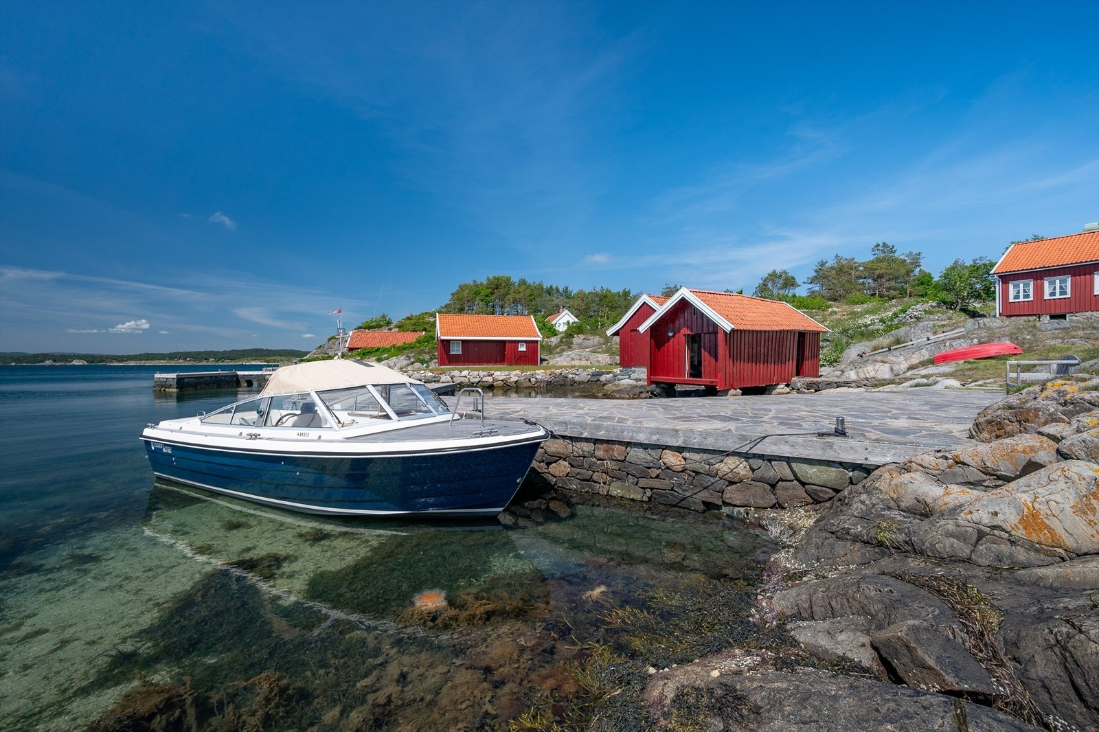 Gode muligheter for å ha flere båter ved egen brygge Galleribilde