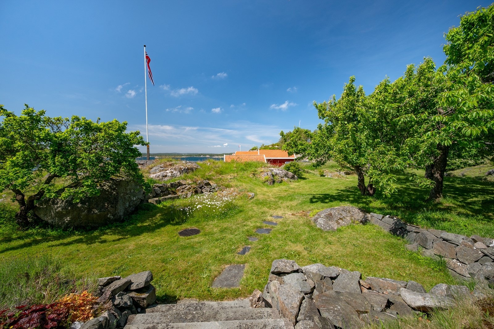 Utsikt fra inngangsparti ved Homborøya 26 Galleribilde