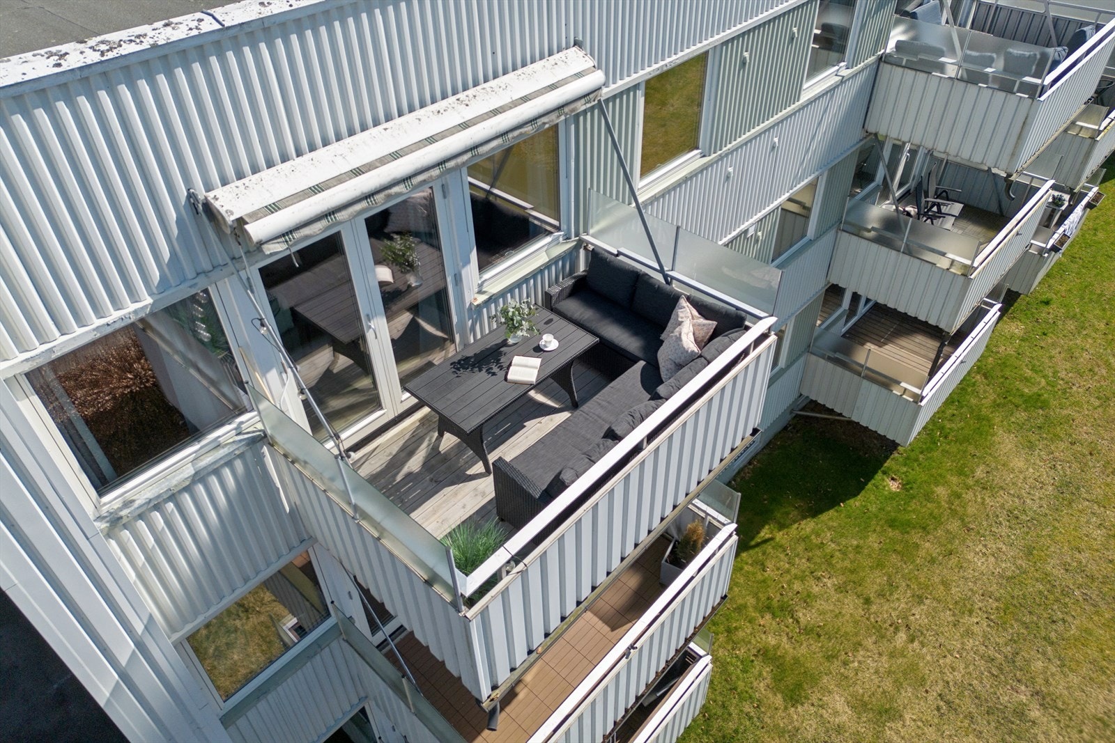 Deilig og solrik balkong! Galleribilde