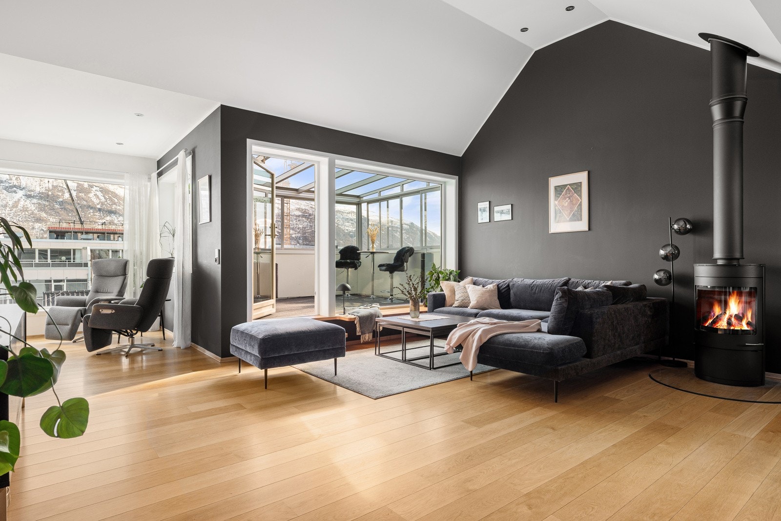 Velkommen til Prestenggata 8B - Presentert av Anders Karlstrøm