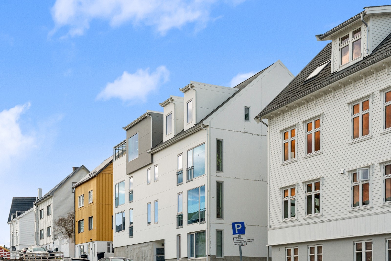 Eksklusivt sameie med bare 6 leiligheter. Sameiet har god økonomi og framstår veldrevet.