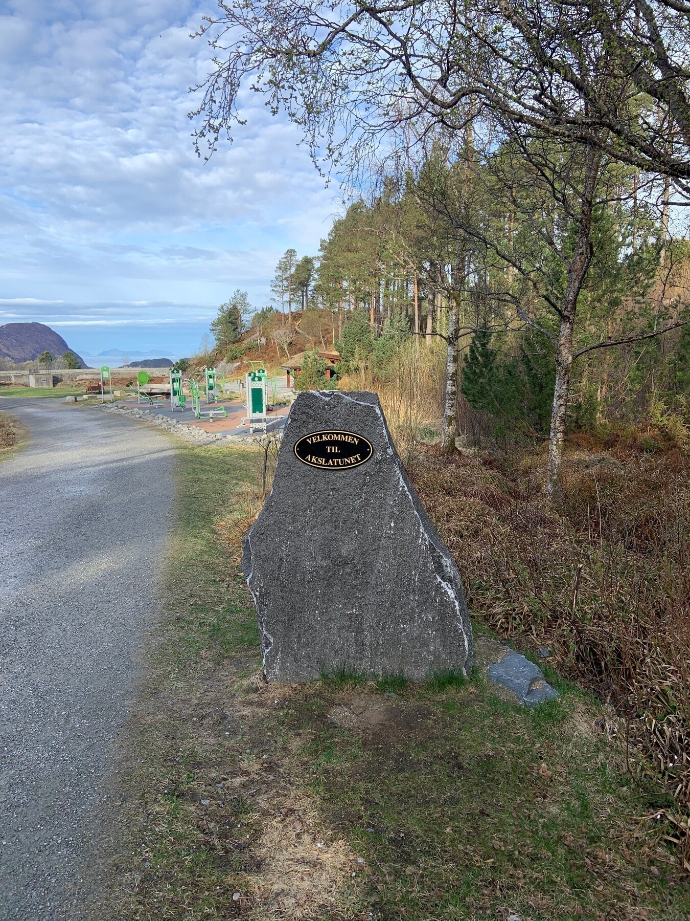 Selgers private foto. Akslafjellet har noe for enhver. Om det er ruslestier, parker - Galleribilde