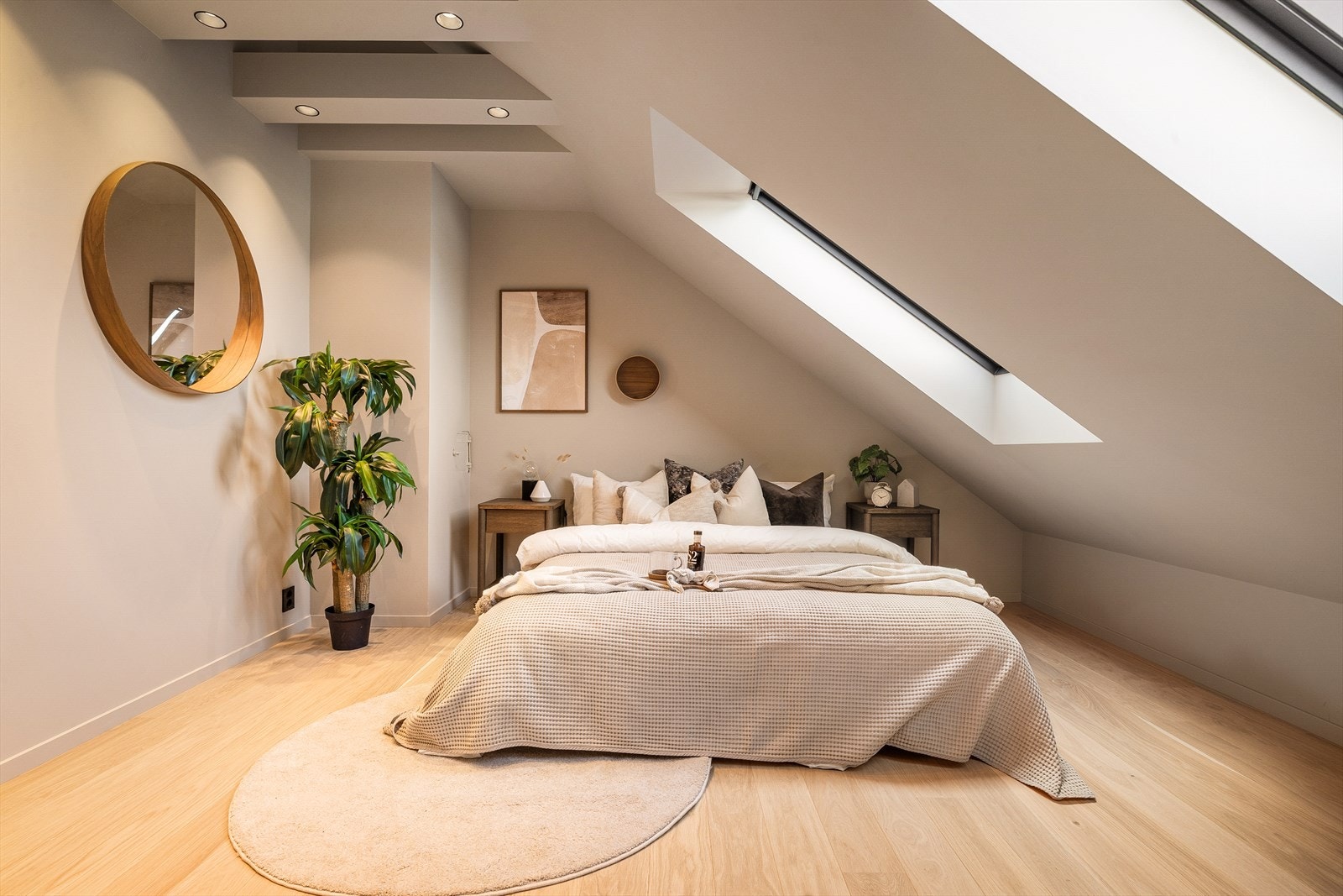 Soverommet måler 11,5 m² Galleribilde