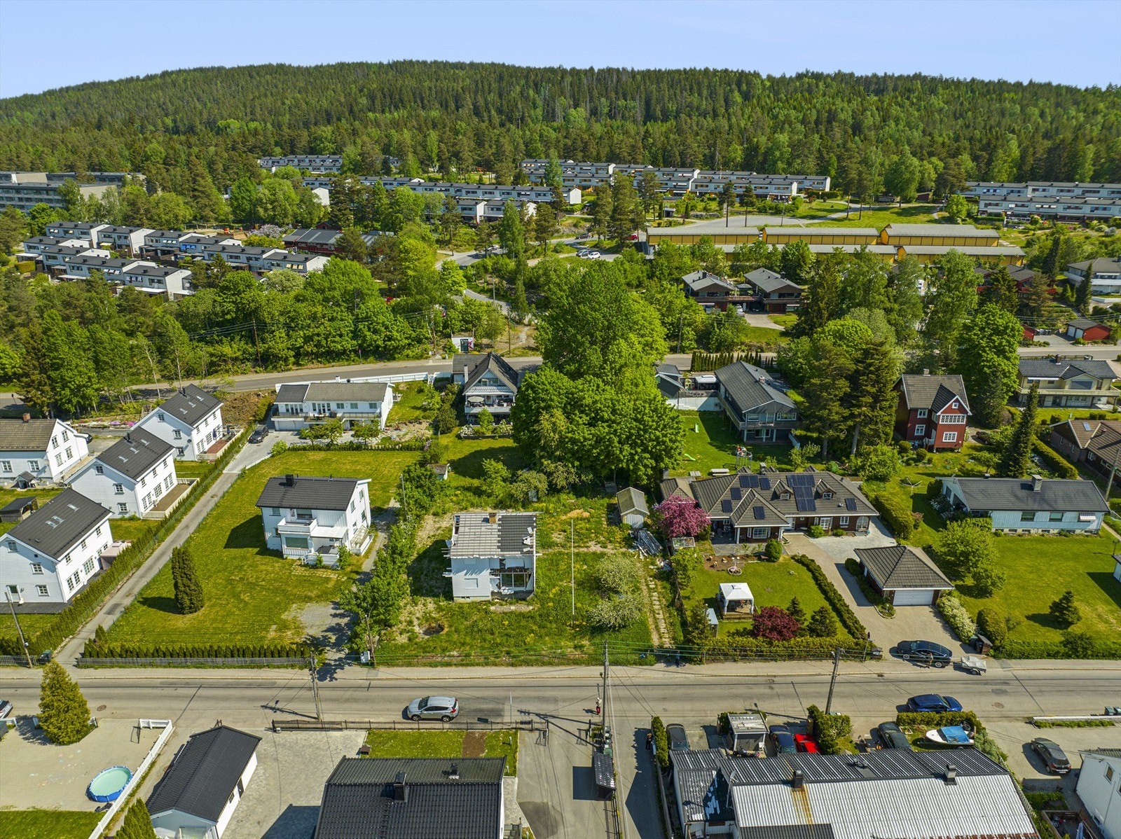 Området med villa- og rekkehusbebyggelse øverst på Stovner går ofte under betegnelsen "Gamle Stovner". Galleribilde