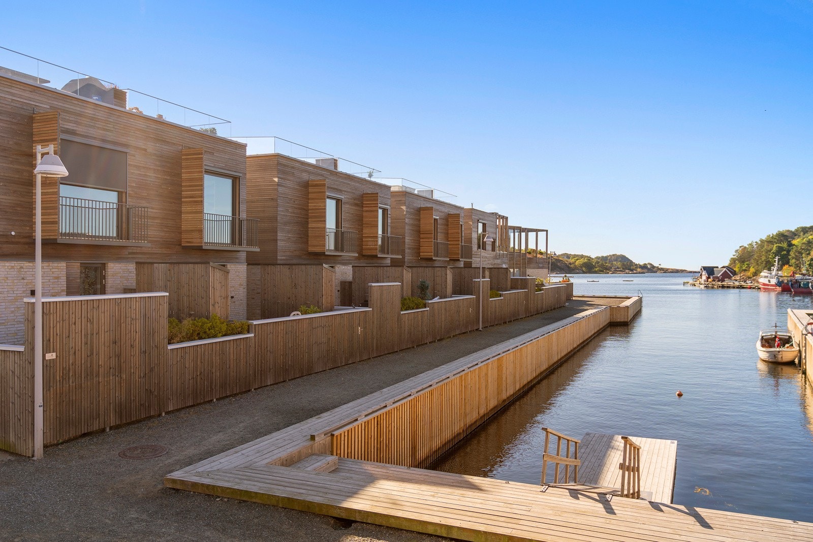 Velkommen til Saltbrygga og et fantastisk Townhouse tegnet av Lund Hagem arkitekter. Galleribilde
